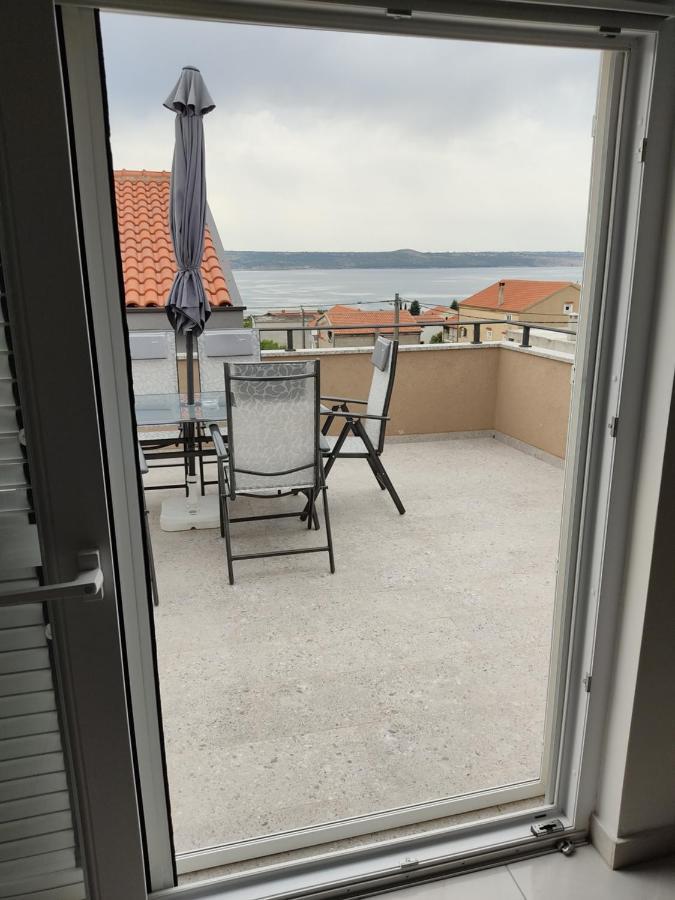 Apartman Meri Maslenica Appartamento Esterno foto